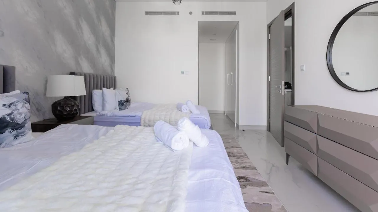 Nasma Luxury Stays - Luxury Retreat With Balcony And Stunning City View دبي شقة