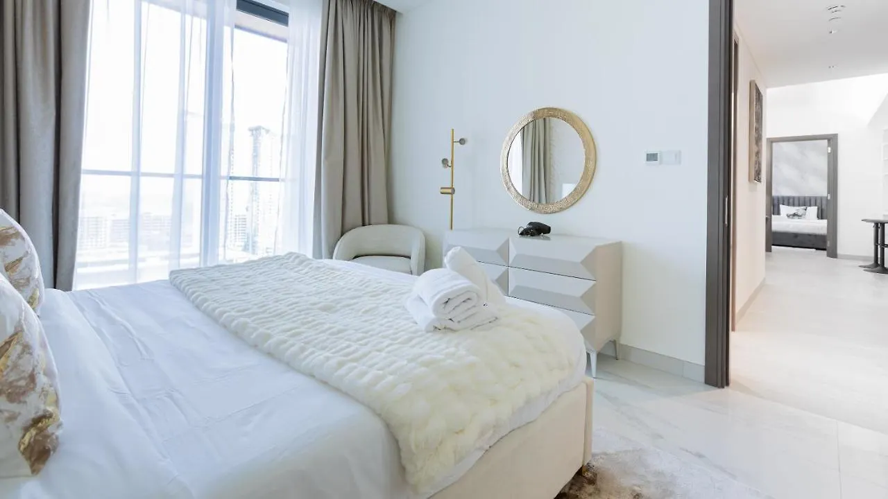 Nasma Luxury Stays - Luxury Retreat With Balcony And Stunning City View Dubai Appartamento