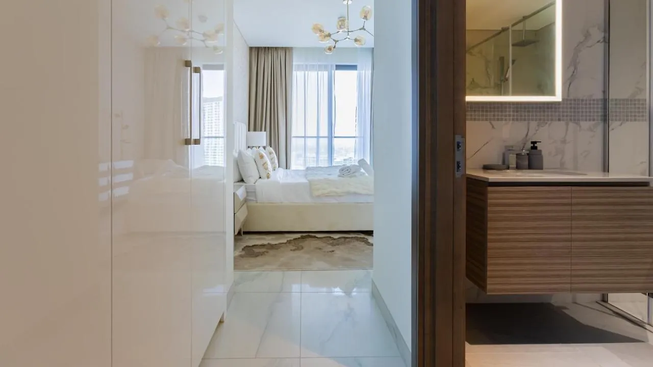 Nasma Luxury Stays - Luxury Retreat With Balcony And Stunning City View Dubai Appartamento